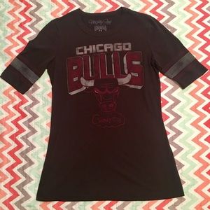 EUC Women’s Chicago Bulls T-Shirt - Medium